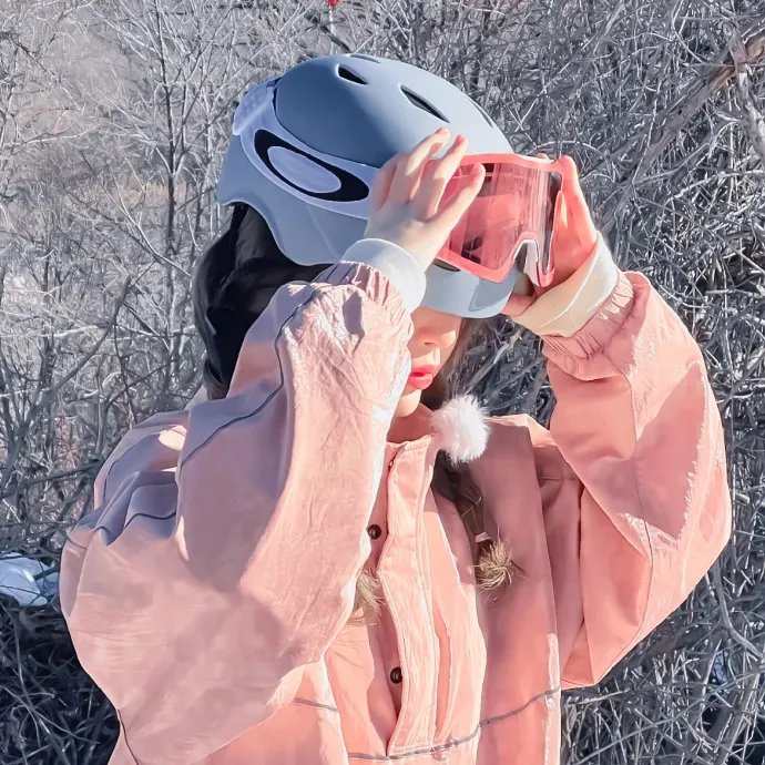 她和她的她
